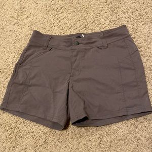 Prana Hallena stretch Zion shorts, size 8